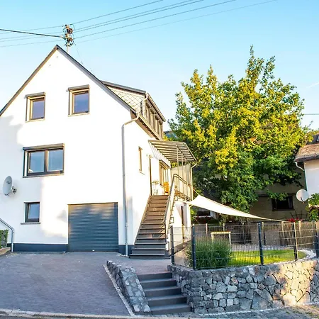 Holiday home Haus Toni *